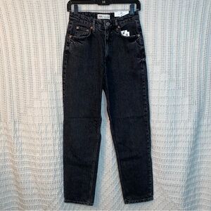NWT Zara 90's Mom Fit Jeans - Size 36 (4)- Beginnings Black